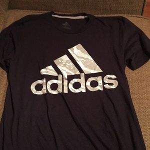 Men’s adidas graphic go to t shirt